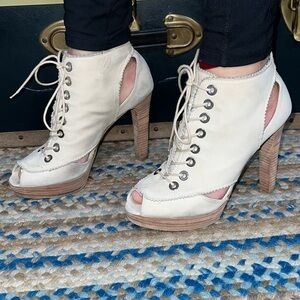 Stuart Weitzman Heels